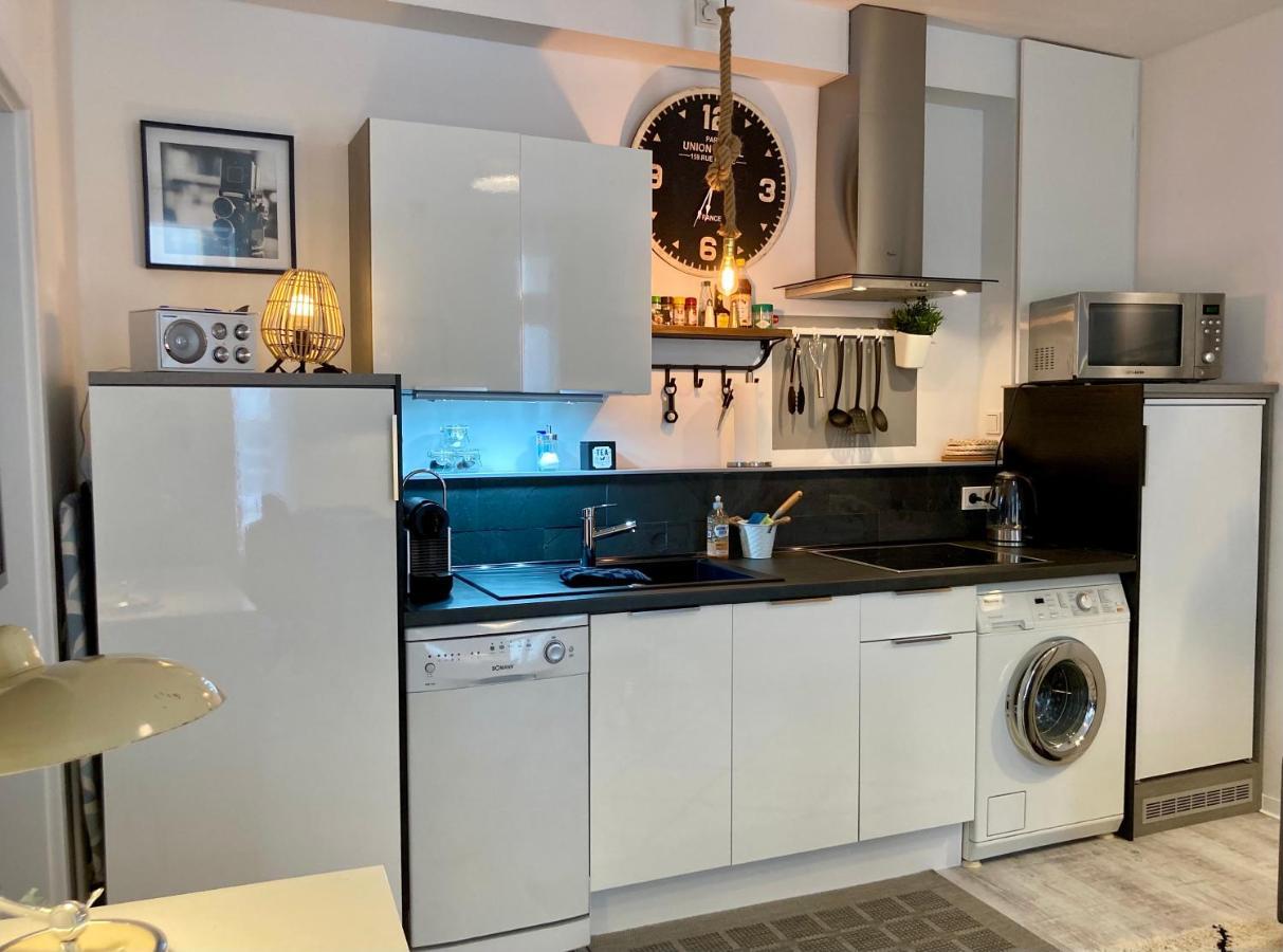 Living At Saarpartments - Adultsonly - Business & Holiday Homes With Kitchen For Long- And Short Term Stay, 3 Min To St Johanner Markt And Points Of Interest Saarbrücken Eksteriør bilde